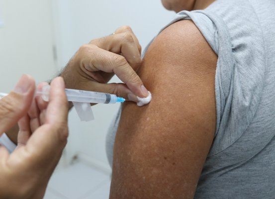 Dia D leva 115 mil pessoas aos postos de Saúde em Santa Catarina e cobertura vacinal contra a gripe atinge 20%