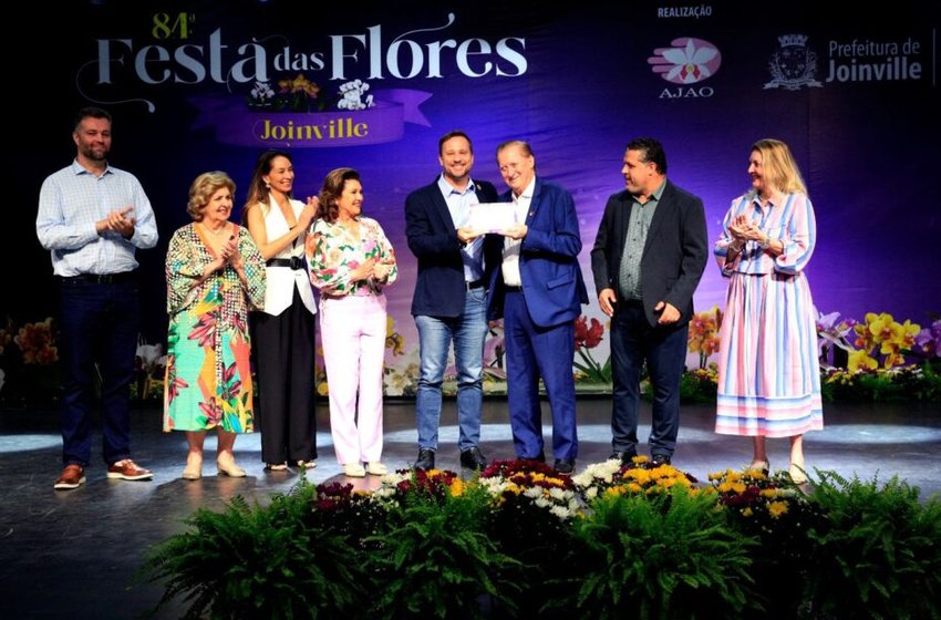 84ª Festa das Flores de Joinville proporciona grande espetáculo de cores e formas