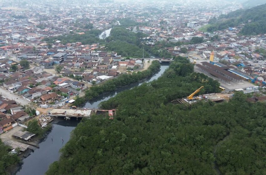 Ponte Anêmonas, que ligará Fátima e Guanabara, chega a 50% de execução