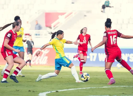 Brasil bate Canadá nos pênaltis e está na semi da Copa Sub-17