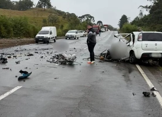 Duas pessoas morrem em grave acidente na Serra Dona Francisca, em Joinville