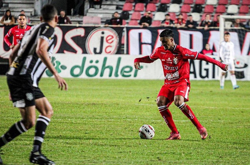 Em casa, JEC perde para Figueirense em estreia na Copa Santa Catarina