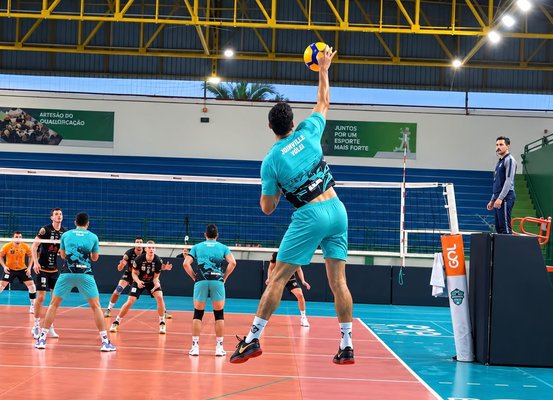 Joinville Vôlei vence primeiro amistoso da temporada 2026/27