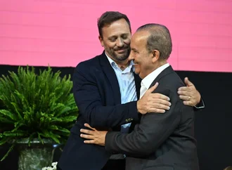 Jorginho Mello e Adriano Silva confirmam chapa para 2026; prefeito de Joinville será o vice