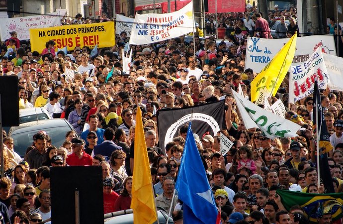Marcha para Jesus reúne milhares neste sábado; veja como fica o trânsito em Joinville