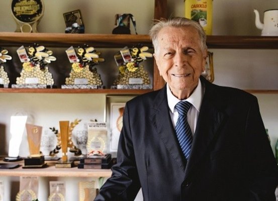 Morre Zefiro Giassi, empresário e fundador da rede de supermercados Giassi