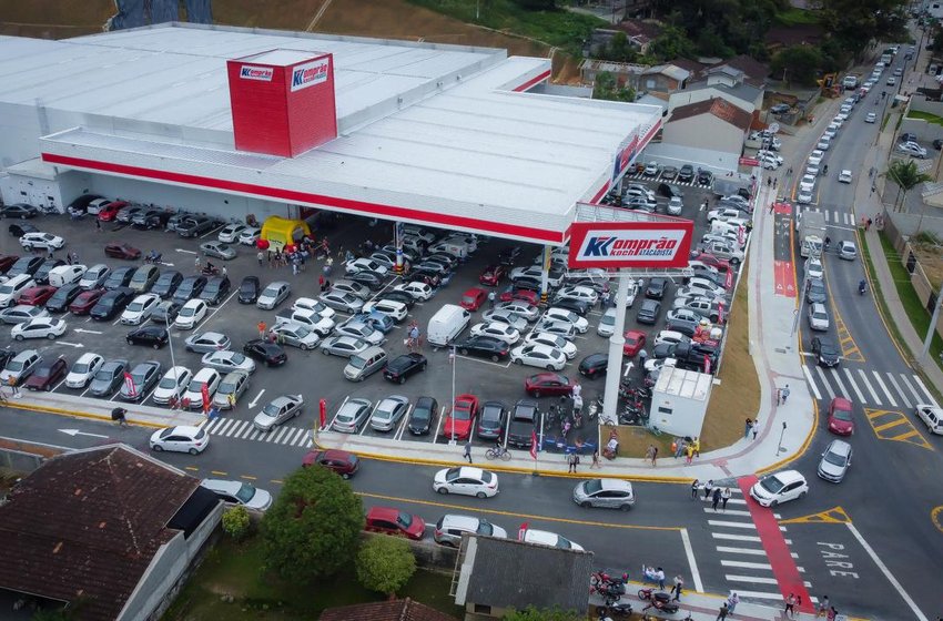 Rede de Supermercados promove processo seletivo no bairro Vila Nova