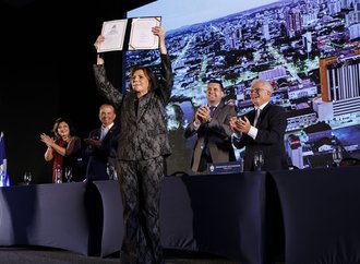 Rejane Gambin assume Prefeitura de Joinville e se torna primeira mulher no cargo