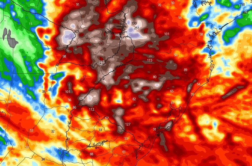 SC tem previsão de “tempestades severas” nos próximos dias