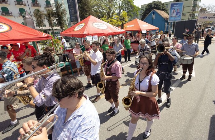 Stammtisch de Joinville leva 150 grupos à Via Gastronômica neste sábado