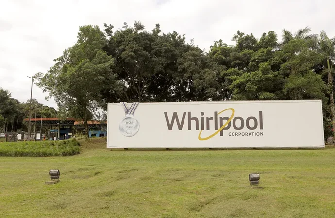 Whirlpool abre 230 vagas de emprego em Joinville; veja como se candidatar