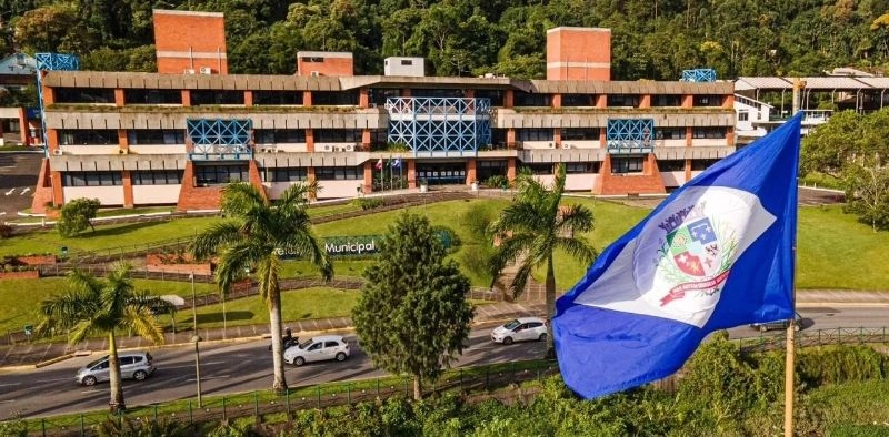Feriado de Nossa Senhora Aparecida: veja o que abre e fecha em Joinville