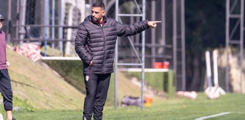 Diego Souza e comissão terão salário de R$ 30 mil mensais no JEC na Copa SC