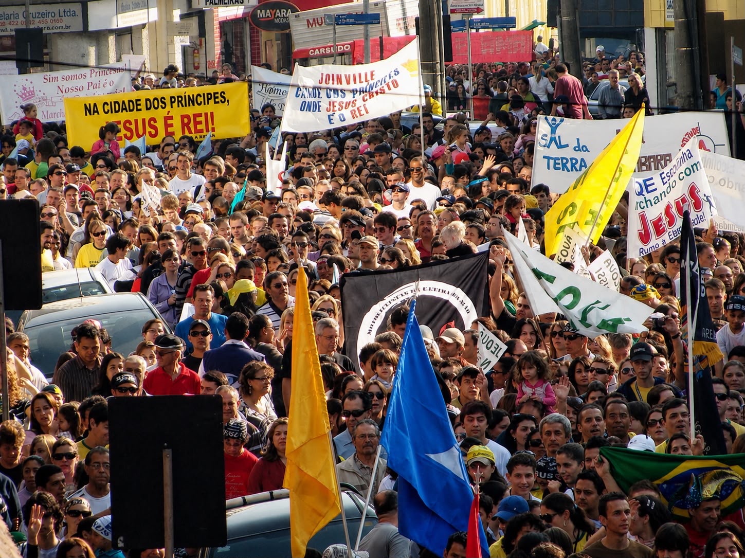 Marcha para Jesus reúne milhares neste sábado; veja como fica o trânsito em Joinville