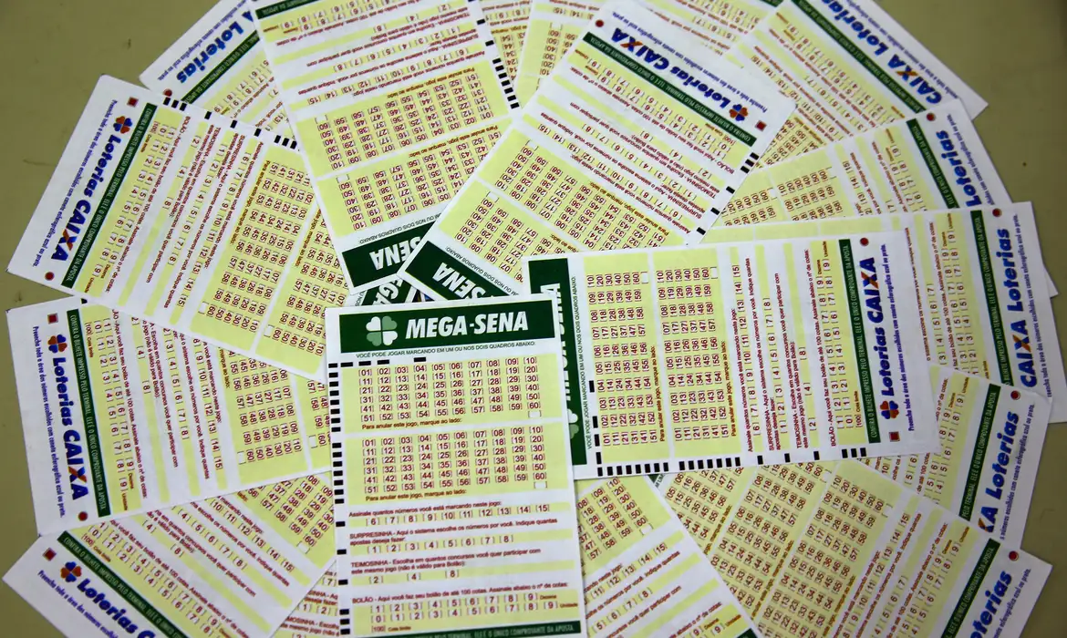 Mega-Sena acumula novamente e prêmio vai a R$ 110 milhões