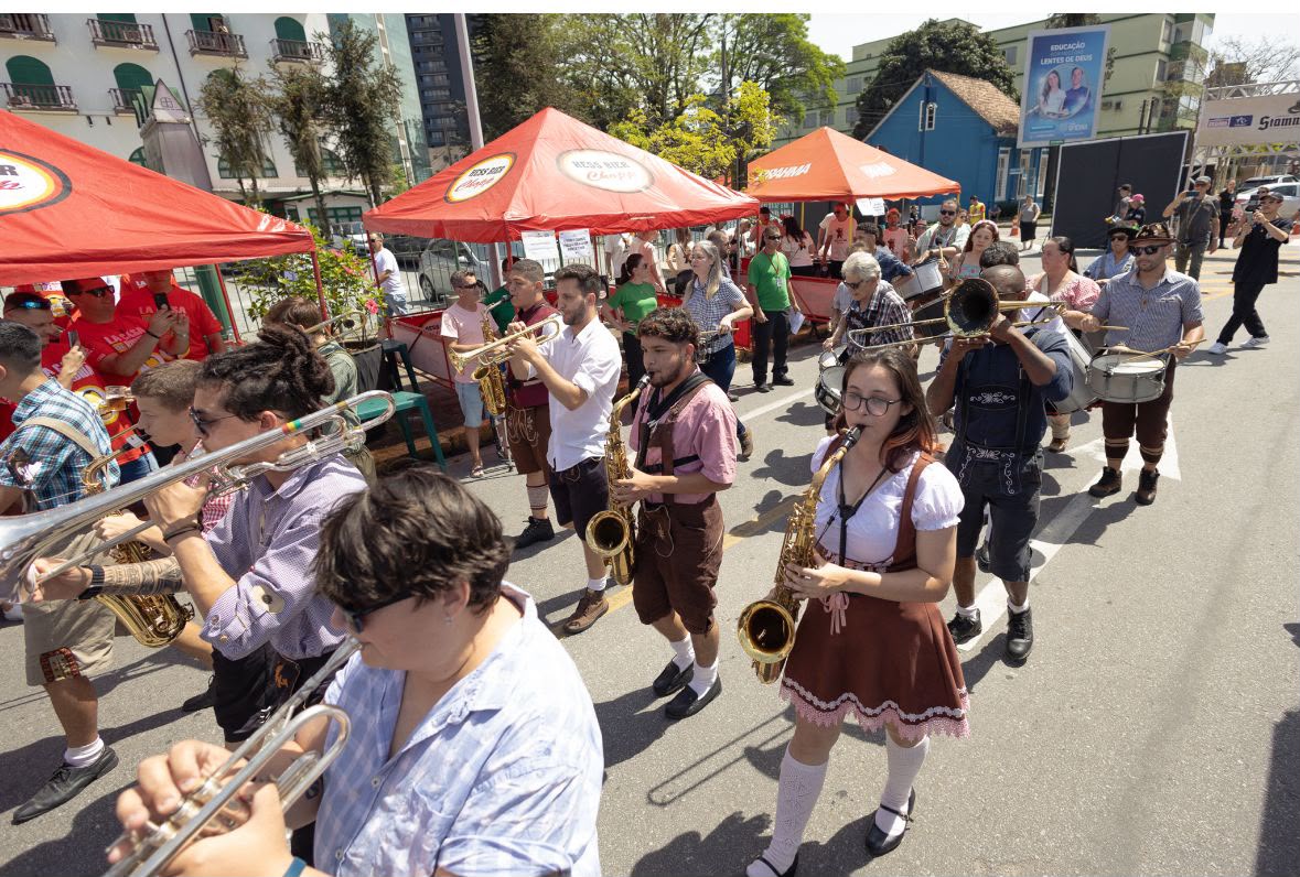 Stammtisch de Joinville leva 150 grupos à Via Gastronômica neste sábado